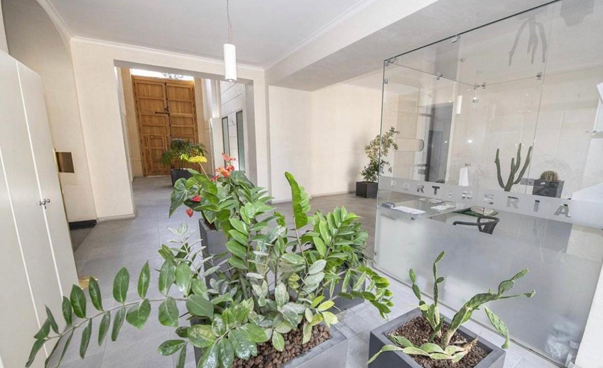 Gran Cancelliere Apartment With Parking Palermo Exterior foto