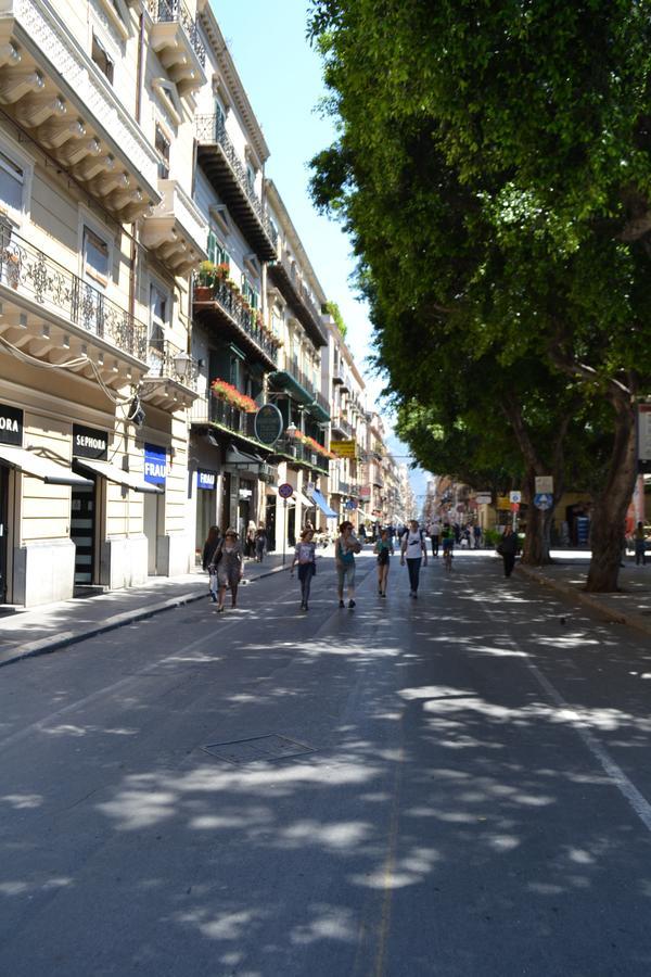 Gran Cancelliere Apartment With Parking Palermo Exterior foto