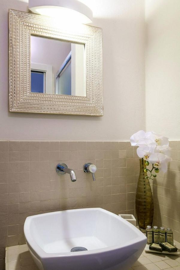 Gran Cancelliere Apartment With Parking Palermo Exterior foto