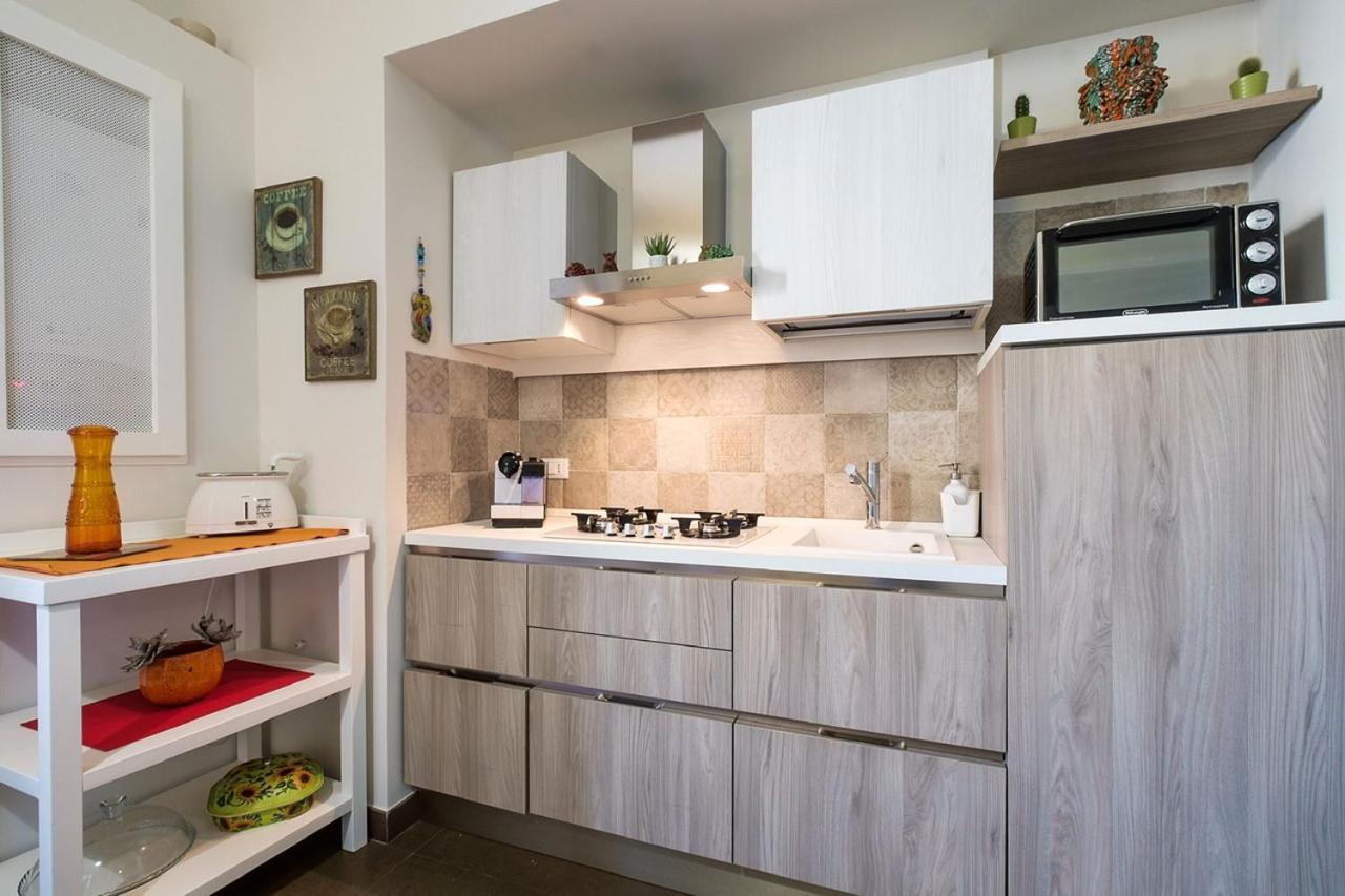 Gran Cancelliere Apartment With Parking Palermo Exterior foto